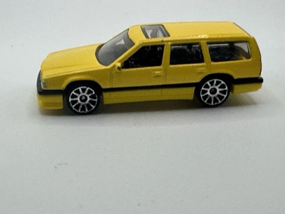 Hot Wheels Volvo 850 Estate 2019 camioneta diecast amarilla 1:64 Fast Car SLB5 Foto 1 de 3