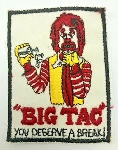 Parche parodia vintage de McDonalds Big Mac Tac Ronald te mereces un descanso - Imagen 1 de 3