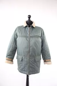 ABRIGO DE COLECCIÓN CHEVIGNON COSMOS + CHALECO VERDE OLIVA TALLA M - Imagen 1 de 10