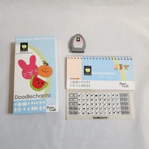 Cricut Cartridge DOODLECHARMS, Tag Card Charm Seasons Holiday Shapes - Bild 1 von 6