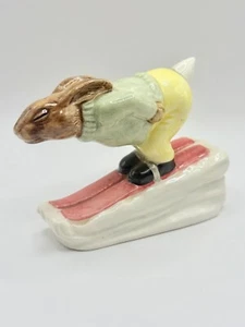 Royal Doulton Beatrix Potter Figura Downhill Bunnykins DB31 #PR22 - Foto 1 di 6