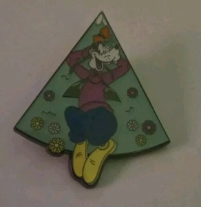 Disney Loungefly Pin - Goofy - Mickey and Friends Flower Field Puzzle - Picture 1 of 2