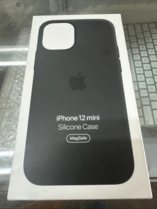 iPhone 12 Mini Black Silicone - Bild 1 von 2