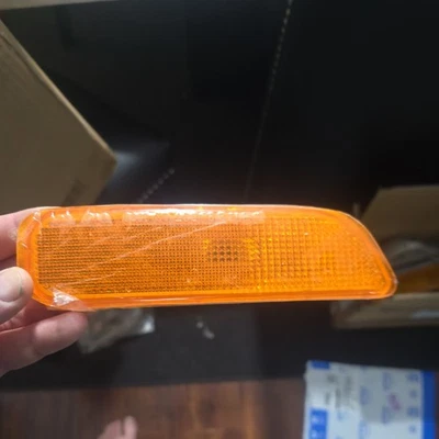 95-99 LUZ MARCADORA DELANTERA NEÓN DERECHA OEM PASAJERO Foto 1 de 4