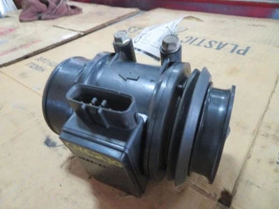Medidor de flujo de aire de 4 cilindros compatible con 92-96 MAZDA MX-3 76526 Foto 1 de 2