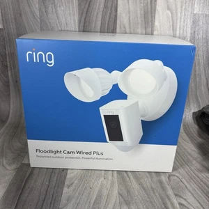 Nuova telecamera di sorveglianza Ring Floodlight Cam Plus esterna cablata 1080p FHD - bianca - Foto 1 di 3