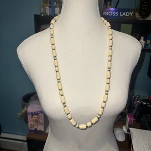 Vintage Avon Sleek City Collection Necklace - Picture 1 of 4