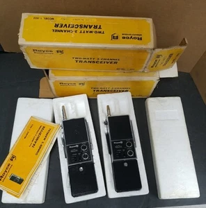 (2) Vintage 2-watt 3-channel ROYCE MOBILE TRANSCEIVERS 1-402 for parts manual - Picture 1 of 13