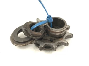 82 Suzuki RM125 RM 125 OEM Engine Front Sprocket Collar Nut 11T Teeth 3-N - Picture 1 of 5