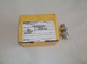 NEW PARKER WU-WLN-S Ferulok-S Bulkhead Union , 3/4" (J) - Picture 1 of 4