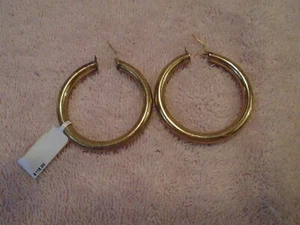 Gold Plated Sterling Silver .925 Hoop Earrings Made in Italy - Picture 1 of 2
