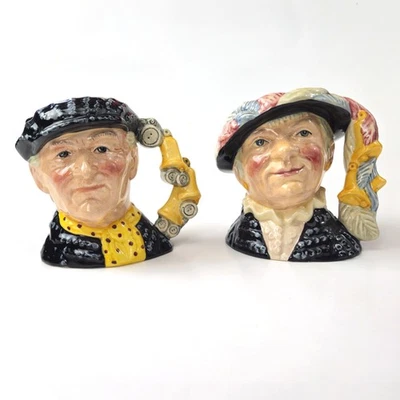 ROYAL DOULTON CHARACTER SMALL JUG: PEARLY KING D6844 & QUEEN D6843    KM - Image 1 of 4
