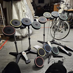 Xbox One Rock Band 4 Wireless Drum Kits - 3 Drums + 4 Pedels + 2 Mics  - Picture 1 of 14