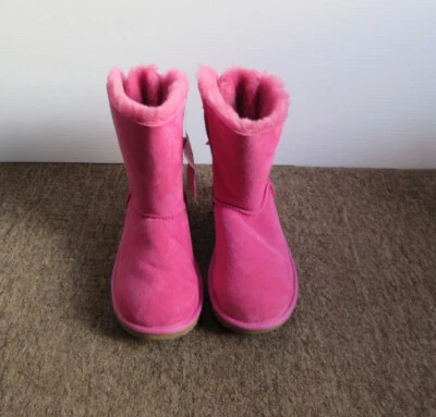 Botas UGG 1017394K Bailey Bow II Rosa Niña Talla EE. UU. 6 - Nuevas  Foto 1 de 4