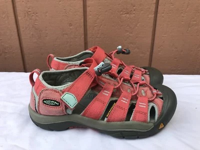 Usado en Excelente Condición Keen Newport Juvenil Zapatos Impermeables Sandalias Talla US 2 Rojo Lona A7 Foto 1 de 4