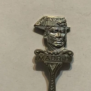 Madrid Spain Figure Collectable Souvenir Spoon AZ - Imagen 1 de 4