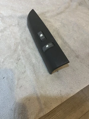 GMC Sonoma 1999-03 interruptor de ventana de puerta de pasajero de 2 puertas negro  Foto 1 de 3