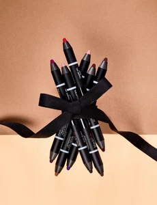 black up Contouring Ombre Lips Duo-Liner and Lipstick - Picture 1 of 14