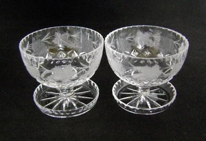 Fine Pair Engraved & Cut Lead Crystal Dessert Glasses C.19th/20th - Picture 1 of 8