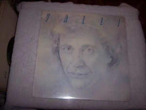 LP--FRANKIE VALLI--VALLI **FACTORY SEALED** #220 - Foto 1 di 4