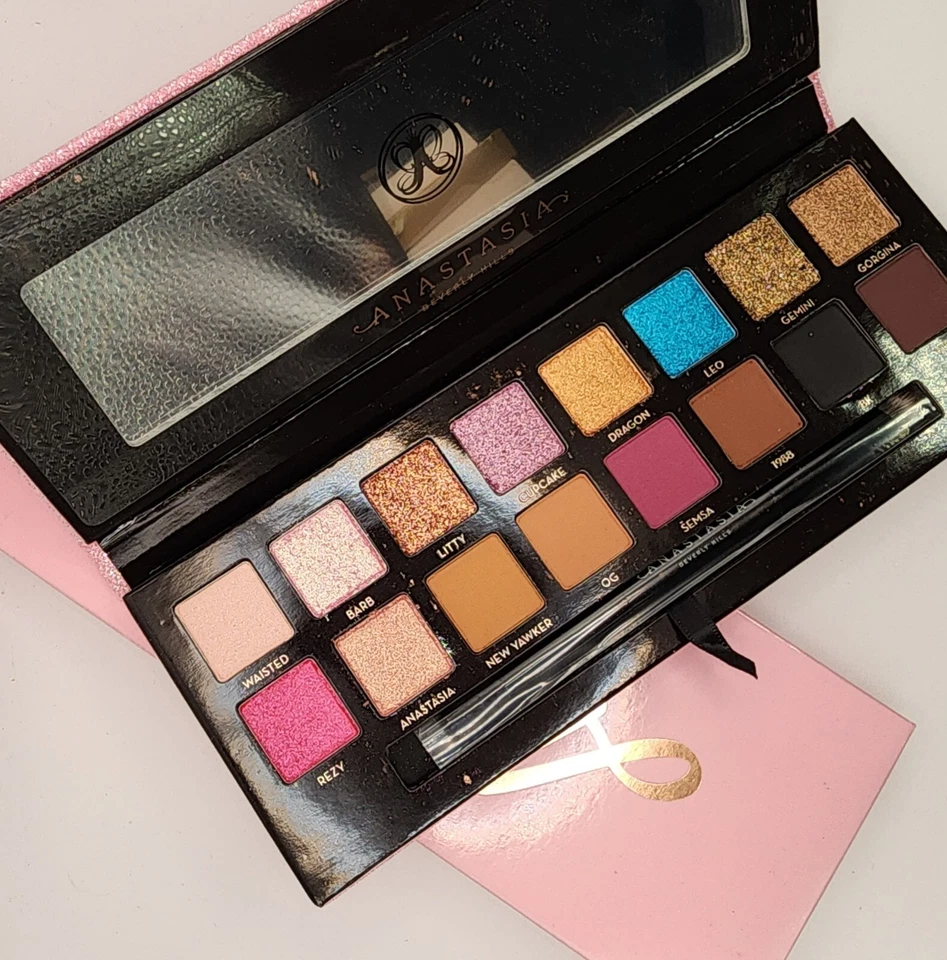 Anastasia Beverly Hills Amrezy Eyeshadow Palette 2020 Edition Ship