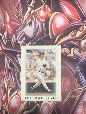 1986 Topps MINI Don Mattingly Baseball Card #28 New York Yankees - Image 1 of 2