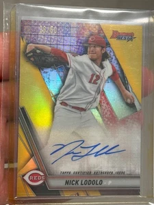 2019 Bowman’s Best Nick Lodolo Gold Refractor Autograph Rookie 26/50 - Bild 1 von 2