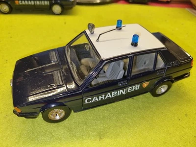 ALFA ROMEO Giulietta 1.6 1^ serie CARABINIERI  1/24 Bburago - Immagine 1 di 4