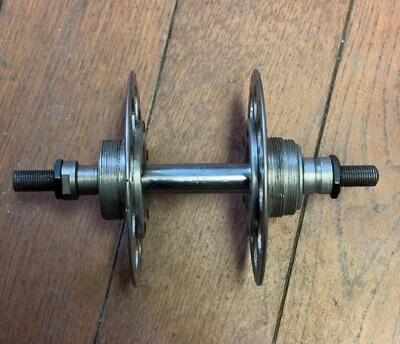 Buje trasero abatible/flop con brida grande BH Airlite, 40H, espaciado 120 mm, plateado Foto 1 de 4