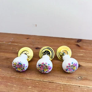 Vintage Ceramic Floral White Door Knobs Pink Flowers Design Taiwan Set Handles - Picture 1 of 24