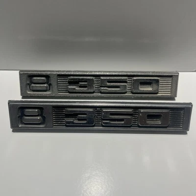 Vintage 1969 -1972 CHEVROLET GMC TRUCK PAIR 350 FENDER EMBLEM 3980000 ORIGINAL - Image 1 of 4