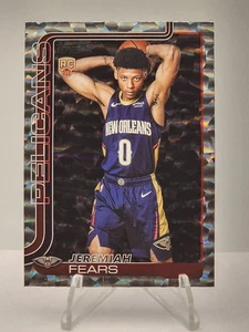 2025-26 Topps - Jeremiah Fears #207 Costco Crackleboard (RC) - Imagen 1 de 2