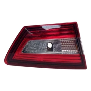 Luz trasera izquierda renault clio 5 puertas dinamique s medianav energy tc 2013-2020 899 - Imagen 1 de 4