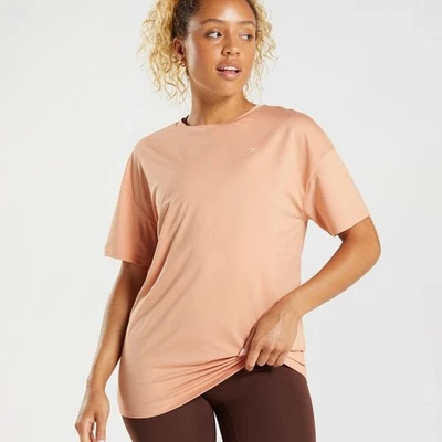 Gymshark Whitney 超大短袖黄油 T 恤 日落 米色 大号 健身房 — 第 1/4 张图片