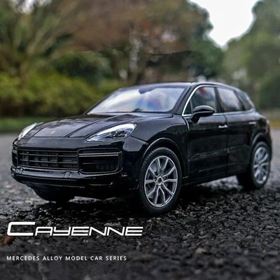 1:32 Cayenne Turbo SUV Alloy Car Model Diecast Metal Toy Car Simulation Models - Image 1 of 4