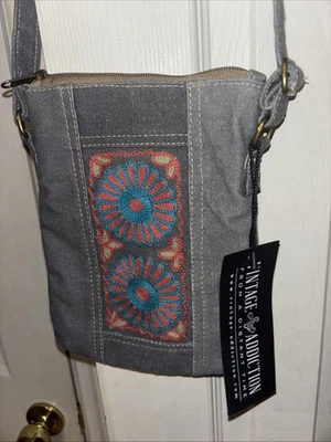Bolso Bandolera Vintage Gris Adicción Bordado Reciclado Carpas Militares Nuevo con Etiquetas Foto 1 de 4