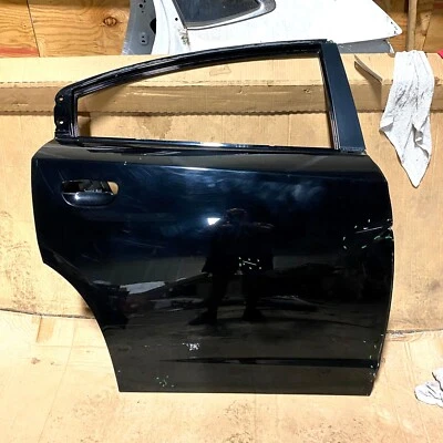 Dodge Charger 2011-2022 carcasa de puerta trasera derecha negra OEM Foto 1 de 4