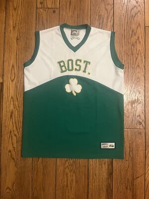 Camiseta deportiva de baloncesto clásica de madera dura majestuosa de los Boston Celtics de la NBA talla 2XL Foto 1 de 4