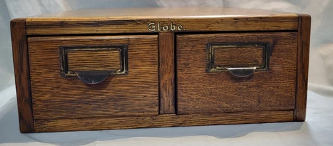 VINTAGE GLOBE WERNICKE 2 DRAWER OAK CARD CATALOG INDEX CABINET BOX, GREAT SHAPE! Cover