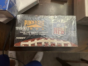 1996 Pinnacle NFL Football Factory Sealed Hobby Box - Look for Artist's Proofs! - Picture 1 of 1