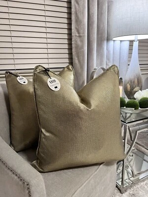 2-NUEVO CON ETIQUETAS ALMOHADA DECORATIVA CALISTO METALIZADA DORADA TEJIDA Foto 1 de 4