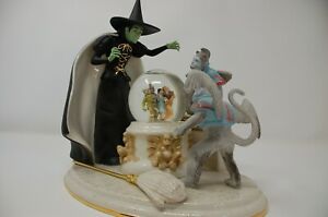 An Evil Spell is Cast Lenox Wizard of Oz Musical Snow Globe Mint no box