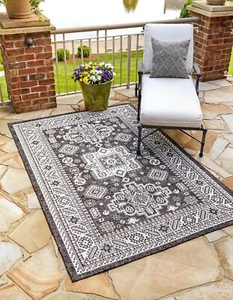 Outdoor Aztec Collection Area Rug - Chalca (6' 1" x 9' Rectangle, Gray/ Ivory) - Picture 1 of 7