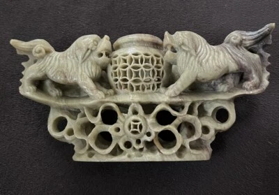 Pedra-sabão esculpida asiática chinesa antiga foo cachorro leão guardião - Imagem 1 de 4