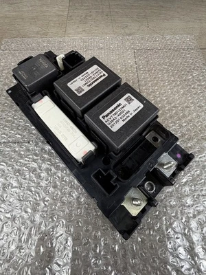 2010-2015 Toyota PRIUS HYBRID - BATTERY MAIN RELAY 7140-5539 - Image 1 of 4