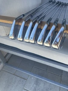 Wilson Staff Tour Blade FG59 R/H 3,5-PW - Picture 1 of 7