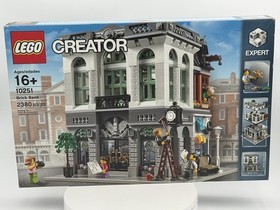 *RARE* LEGO Creator Expert: Brick Bank (10251) NIB Sealed RETIRED SET