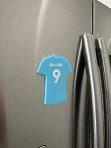 Camiseta Erling Haaland inspirada en el Manchester City imán de pizarra blanca imán de nevera - Imagen 1 de 4