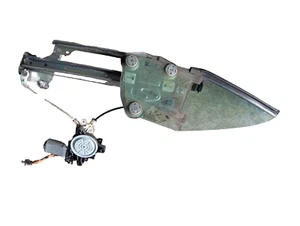 Daihatsu Copen Vitre Arrière Gauche Latte Triangulaire Avec Fenêtres 85710-97206 - Photo 1/7