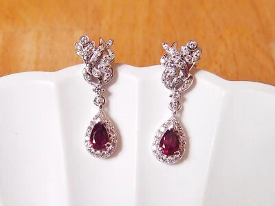 Pendientes colgantes de plata de ley 925 de granate púrpura natural y hoja de circón natural Foto 1 de 4